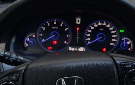 Honda Crosstour I рестайлинг, 2013 год, 35 фотография