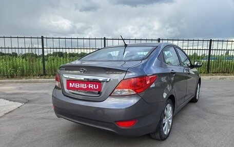Hyundai Solaris II рестайлинг, 2011 год, 855 000 рублей, 2 фотография