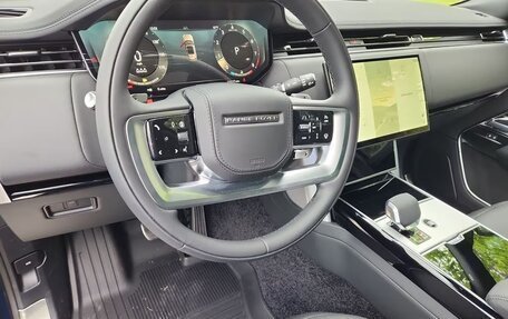 Land Rover Range Rover IV рестайлинг, 2024 год, 14 000 000 рублей, 10 фотография