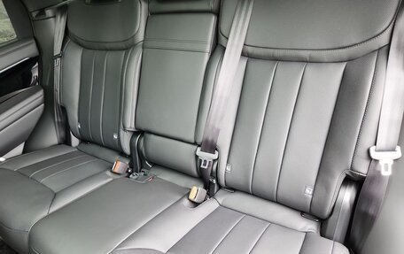 Land Rover Range Rover IV рестайлинг, 2024 год, 14 000 000 рублей, 14 фотография