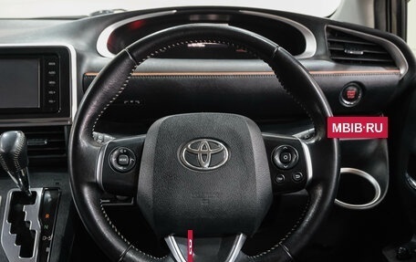 Toyota Sienta II, 2016 год, 1 249 000 рублей, 20 фотография