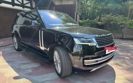 Land Rover Range Rover IV рестайлинг, 2022 год, 18 000 000 рублей, 2 фотография