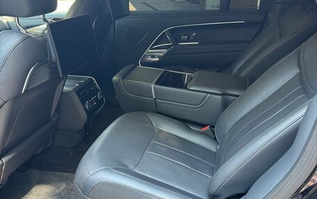 Land Rover Range Rover IV рестайлинг, 2022 год, 18 000 000 рублей, 22 фотография