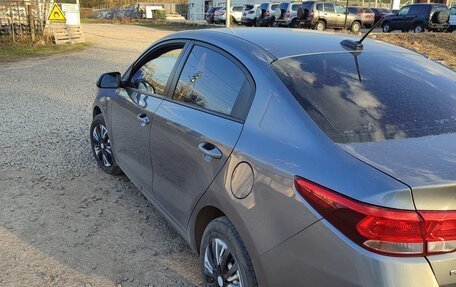 KIA Rio IV, 2017 год, 1 300 000 рублей, 3 фотография