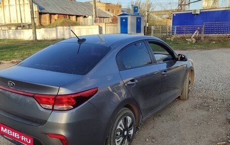 KIA Rio IV, 2017 год, 1 300 000 рублей, 4 фотография