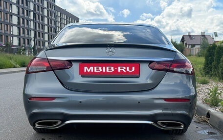 Mercedes-Benz E-Класс, 2022 год, 4 500 000 рублей, 4 фотография