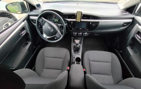 Toyota Corolla, 2014 год, 1 400 000 рублей, 5 фотография
