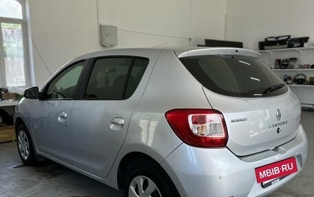Renault Sandero II рестайлинг, 2017 год, 860 000 рублей, 3 фотография