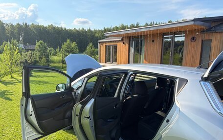 Nissan Leaf I, 2013 год, 650 000 рублей, 9 фотография