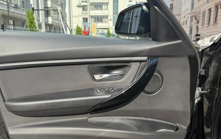 BMW 3 серия, 2018 год, 3 050 000 рублей, 23 фотография