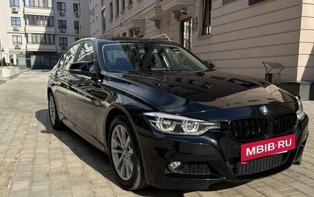 BMW 3 серия, 2018 год, 3 050 000 рублей, 8 фотография