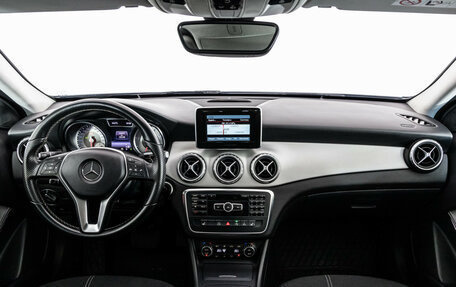 Mercedes-Benz GLA, 2015 год, 1 899 000 рублей, 13 фотография