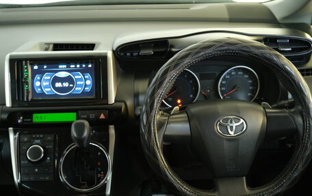 Toyota Wish II, 2012 год, 1 299 000 рублей, 11 фотография