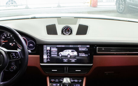 Porsche Cayenne III, 2021 год, 7 909 000 рублей, 9 фотография