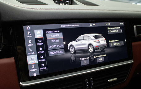 Porsche Cayenne III, 2021 год, 7 909 000 рублей, 24 фотография