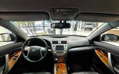 Toyota Camry, 2010 год, 1 149 000 рублей, 10 фотография