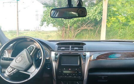 Toyota Camry, 2015 год, 2 050 000 рублей, 3 фотография