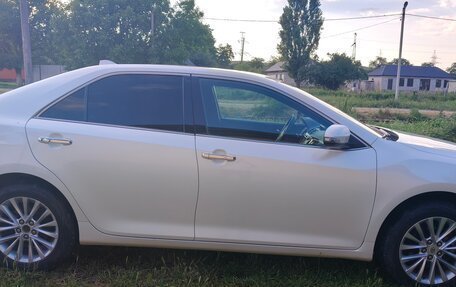 Toyota Camry, 2015 год, 2 050 000 рублей, 2 фотография