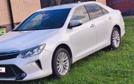 Toyota Camry, 2015 год, 2 050 000 рублей, 4 фотография