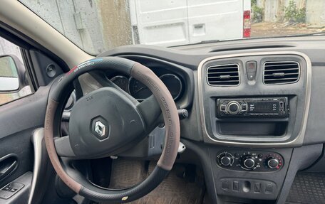 Renault Logan II, 2016 год, 230 000 рублей, 5 фотография