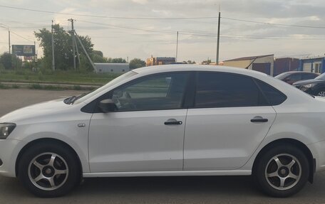 Volkswagen Polo VI (EU Market), 2013 год, 670 000 рублей, 3 фотография