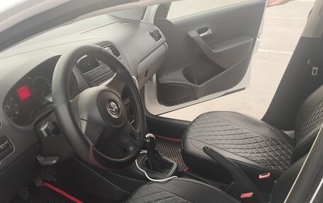 Volkswagen Polo VI (EU Market), 2013 год, 670 000 рублей, 5 фотография