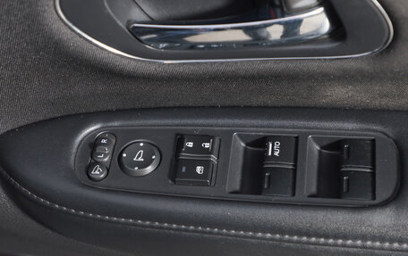 Honda Vezel, 2014 год, 1 549 000 рублей, 16 фотография