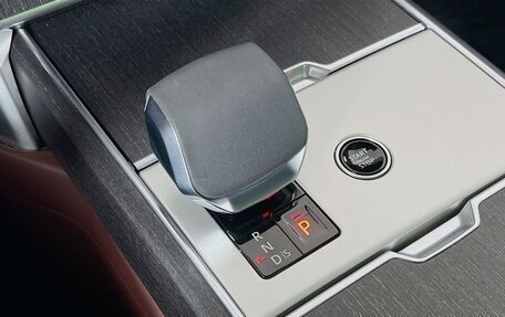 Land Rover Range Rover IV рестайлинг, 2025 год, 15 000 000 рублей, 11 фотография