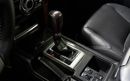 Toyota Land Cruiser Prado 150 рестайлинг 2, 2017 год, 4 349 000 рублей, 10 фотография