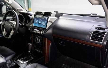 Toyota Land Cruiser Prado 150 рестайлинг 2, 2017 год, 4 349 000 рублей, 17 фотография