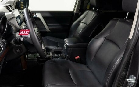 Toyota Land Cruiser Prado 150 рестайлинг 2, 2017 год, 4 349 000 рублей, 15 фотография