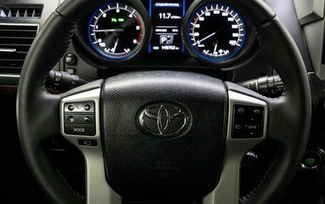 Toyota Land Cruiser Prado 150 рестайлинг 2, 2017 год, 4 349 000 рублей, 20 фотография