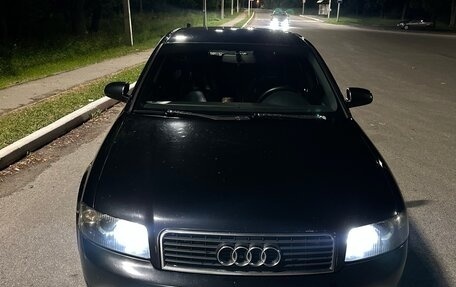 Audi A4, 2002 год, 900 000 рублей, 2 фотография