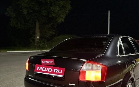 Audi A4, 2002 год, 900 000 рублей, 6 фотография