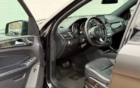 Mercedes-Benz GLS, 2018 год, 4 499 000 рублей, 23 фотография