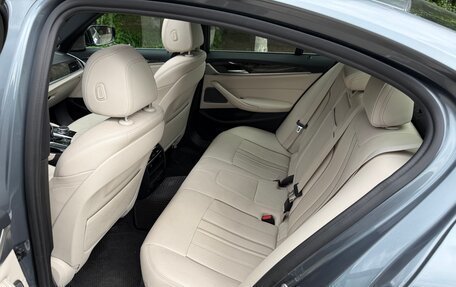 BMW 5 серия, 2018 год, 3 700 000 рублей, 11 фотография