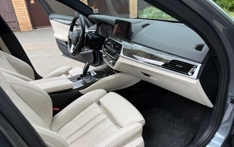 BMW 5 серия, 2018 год, 3 700 000 рублей, 8 фотография