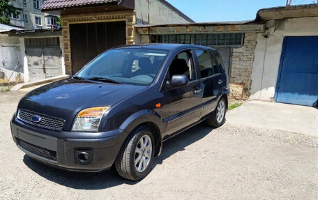 Ford Fusion I, 2010 год, 950 000 рублей, 2 фотография