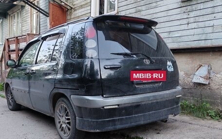 Toyota Raum I, 2001 год, 450 000 рублей, 2 фотография