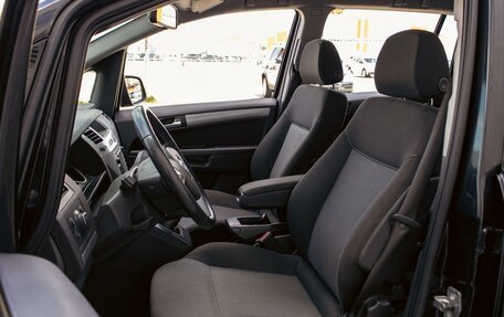 Opel Zafira B, 2013 год, 995 000 рублей, 11 фотография