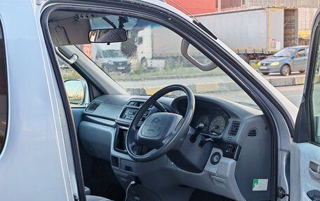 Toyota HiAce, 1999 год, 720 000 рублей, 3 фотография