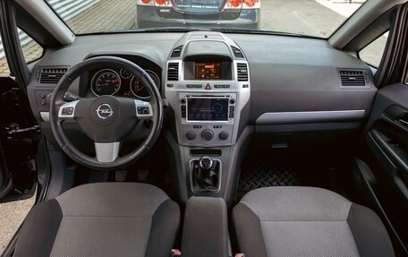Opel Zafira B, 2013 год, 995 000 рублей, 16 фотография