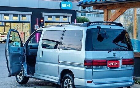 Toyota HiAce, 1999 год, 720 000 рублей, 2 фотография