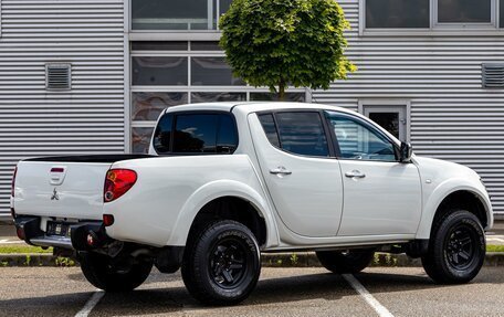 Mitsubishi L200 IV рестайлинг, 2011 год, 1 095 000 рублей, 6 фотография