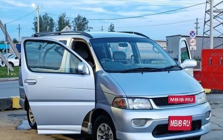 Toyota HiAce, 1999 год, 720 000 рублей, 5 фотография