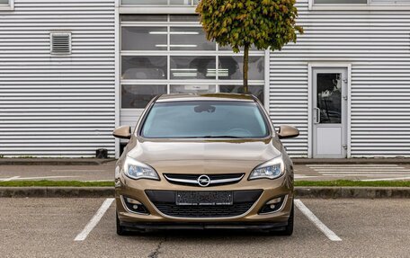 Opel Astra J, 2013 год, 895 000 рублей, 2 фотография