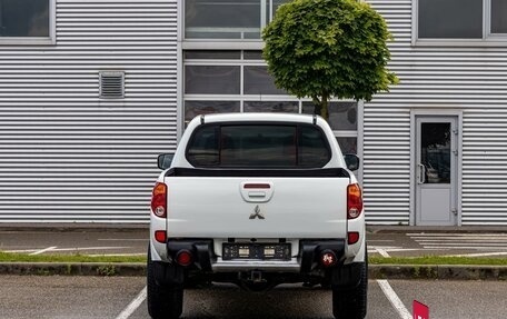 Mitsubishi L200 IV рестайлинг, 2011 год, 1 095 000 рублей, 5 фотография