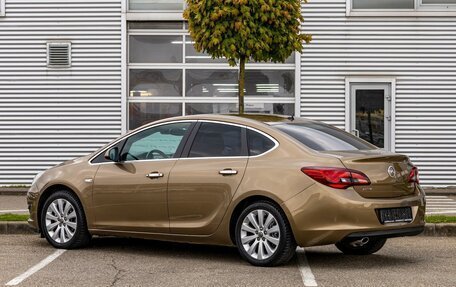 Opel Astra J, 2013 год, 895 000 рублей, 4 фотография