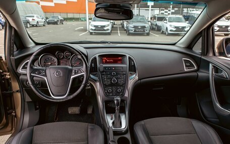 Opel Astra J, 2013 год, 895 000 рублей, 15 фотография
