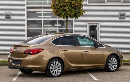 Opel Astra J, 2013 год, 895 000 рублей, 6 фотография